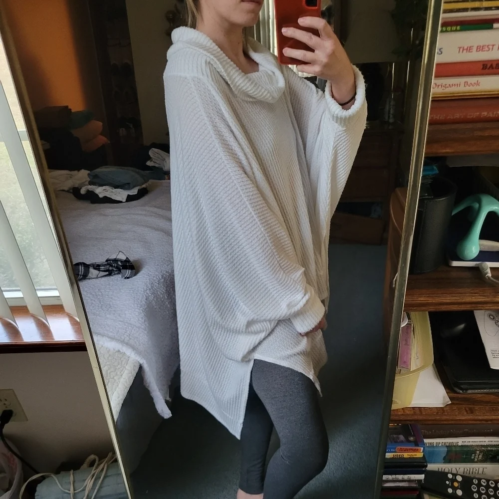 Forever 21 Oversized cowl neck sweater - Picture 5 of 7